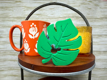 Load image into Gallery viewer, Tropical Leaf Trinkets