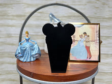 Load image into Gallery viewer, Royal Latte Trinket