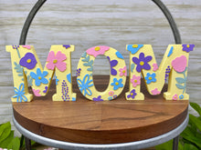 Load image into Gallery viewer, Flower MOM Trinket