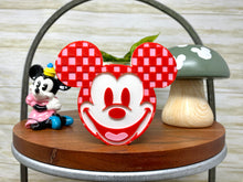 Load image into Gallery viewer, Checkered Magical Mouse Trinket