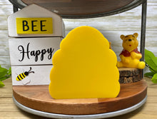 Load image into Gallery viewer, bee hive trinket