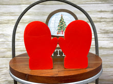 Load image into Gallery viewer, Christmas Beanie and Mittens Trinket