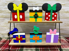 Load image into Gallery viewer, Fab 6 Christmas Present Trinkets
