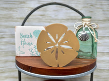 Load image into Gallery viewer, Sand Dollar Trinket

