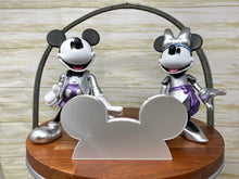 Load image into Gallery viewer, Platinum Celebration Mouse Cap Trinket

