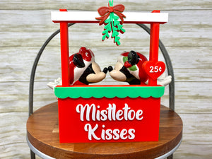 Mistletoe Kisses Kissing Booth Trinket